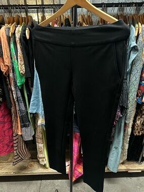 Dalia Black Ponte Pull-On Tapered Ankle Pants